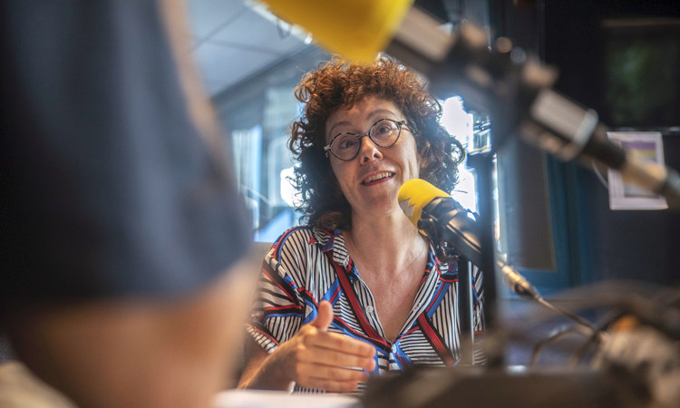Montse Virgili: “Hem contribuït a normalitzar determinats continguts sobre les dones que resultaven incòmodes a la ràdio”
